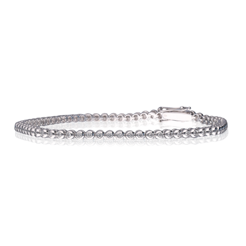 Rub-over diamond line, tennis bracelet