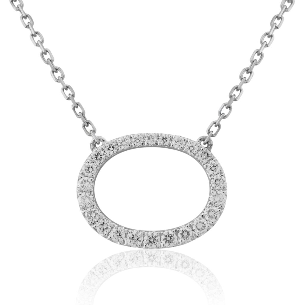 Diamond set Oval shape pendant, necklace